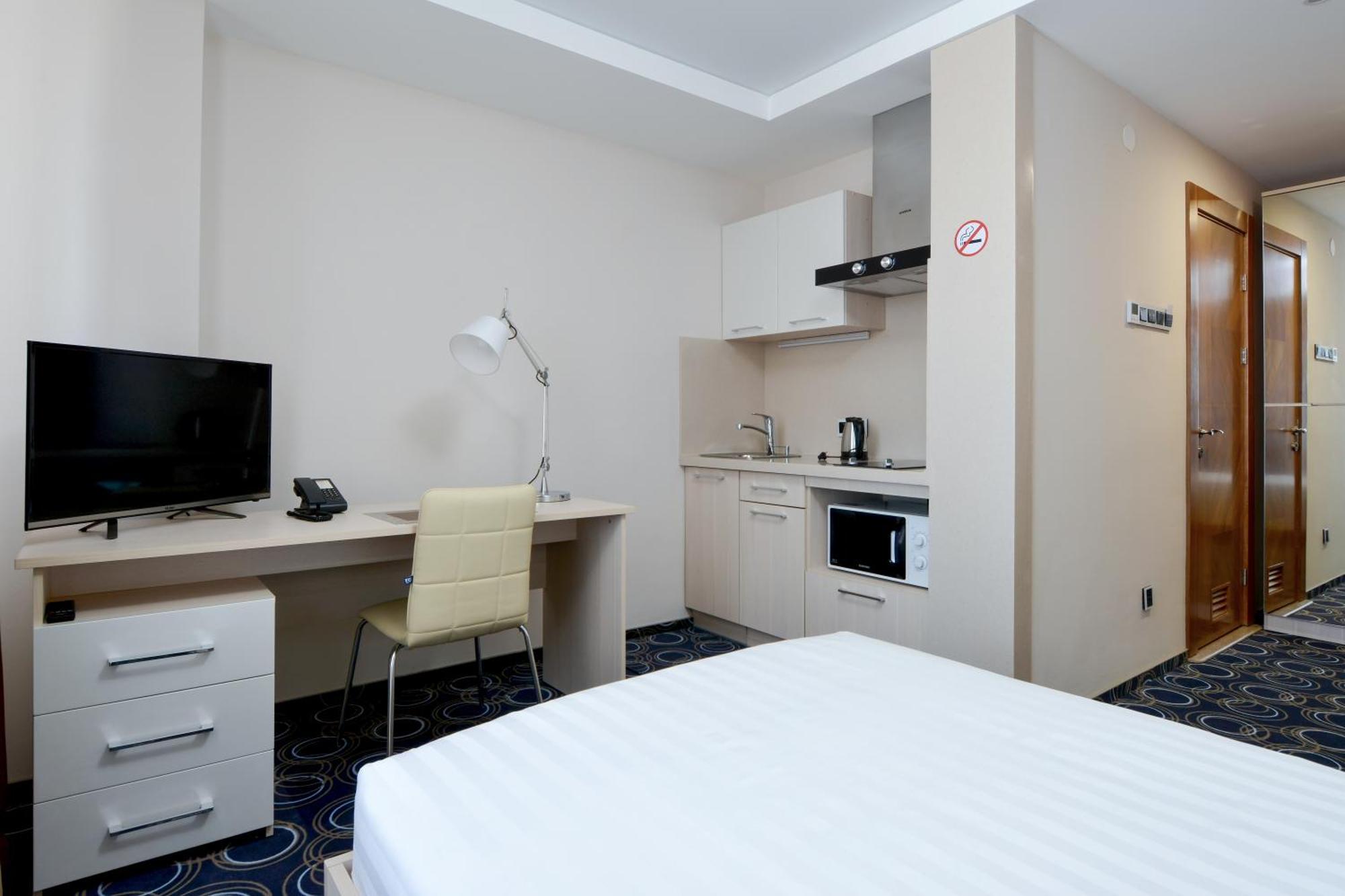 Apart Hotel 92/2 Karagandy Quarto foto